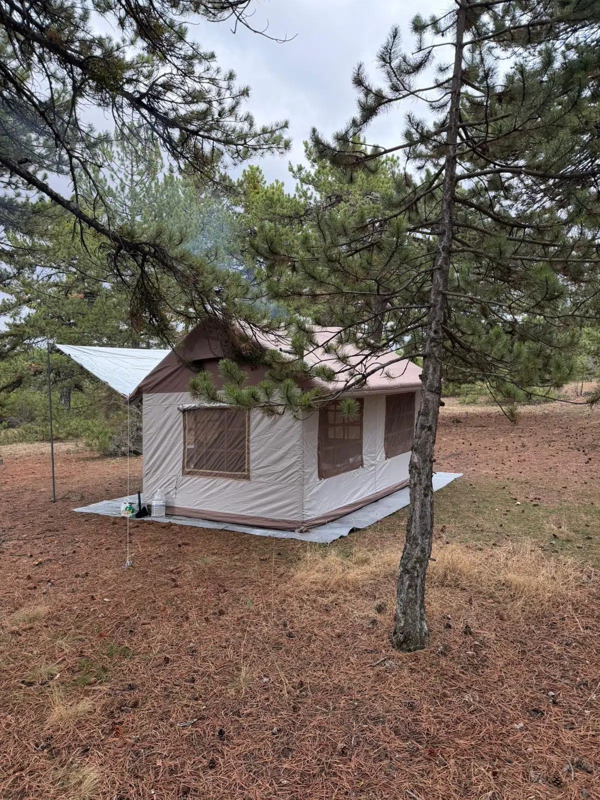  10-12 Kişilik Şişme Kamp Çadırı - 350x250 cm - Su Geçirmez Oxford Kumaş